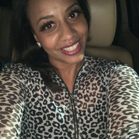 donyalewis12